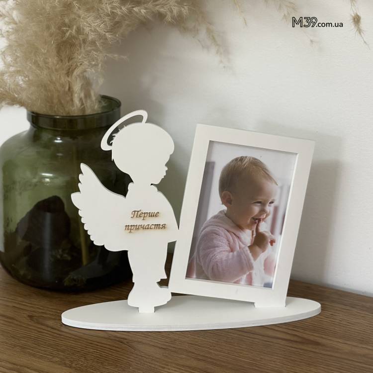 Фоторамка Ангелочек Мальчик с гравировкой