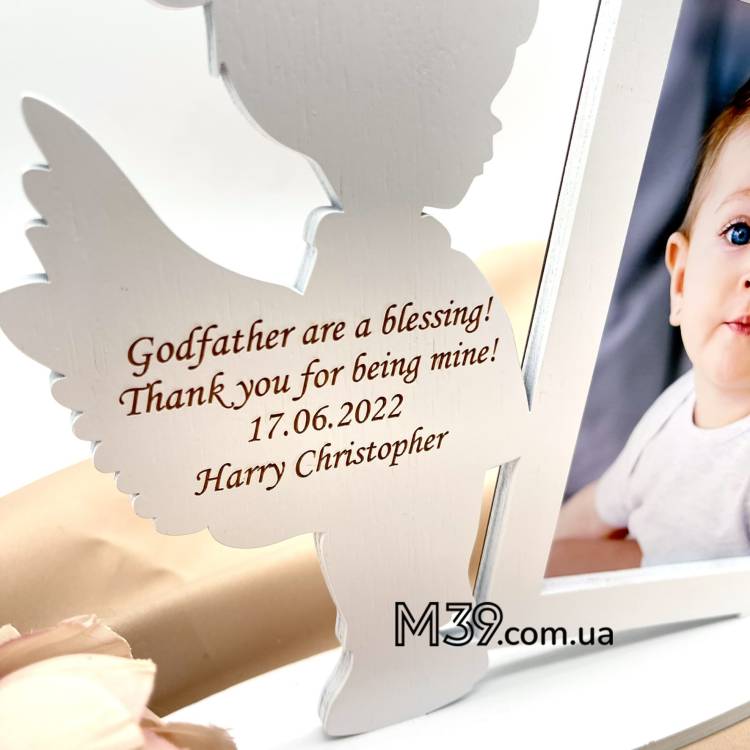 Фоторамка Ангелочек Мальчик с гравировкой