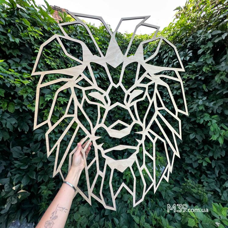 Декор на стіну з дерева - панно лофт "Лев Геометричний"