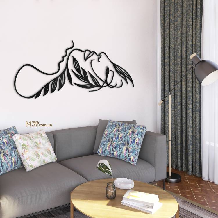 Декоративне панно картина на стіну Дівчина