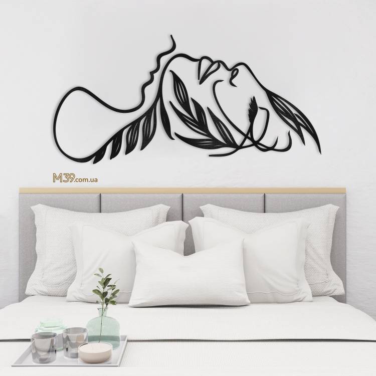 Декоративне панно картина на стіну Дівчина