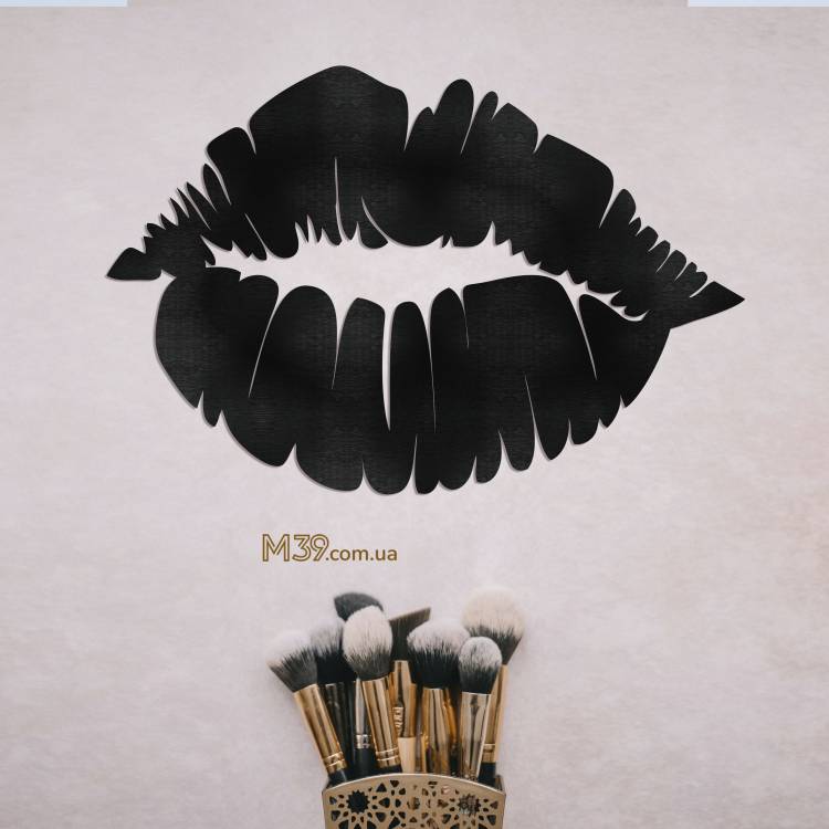 Декор з дерева на стіну - панно "Поцілунок Губки", зд картина m39.com.ua Декор з дерева на стіну - панно "Поцілунок Губки", зд картина