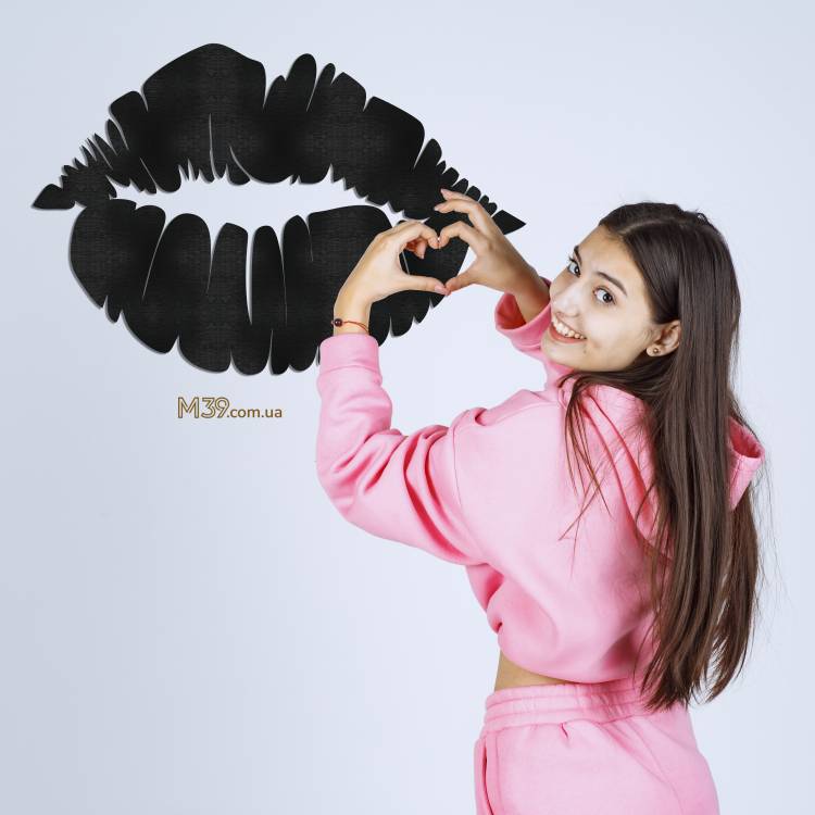 Декор з дерева на стіну - панно "Поцілунок Губки", зд картина m39.com.ua Декор з дерева на стіну - панно "Поцілунок Губки", зд картина