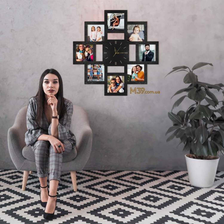 Настінний годинник з фоторамками Квадрат