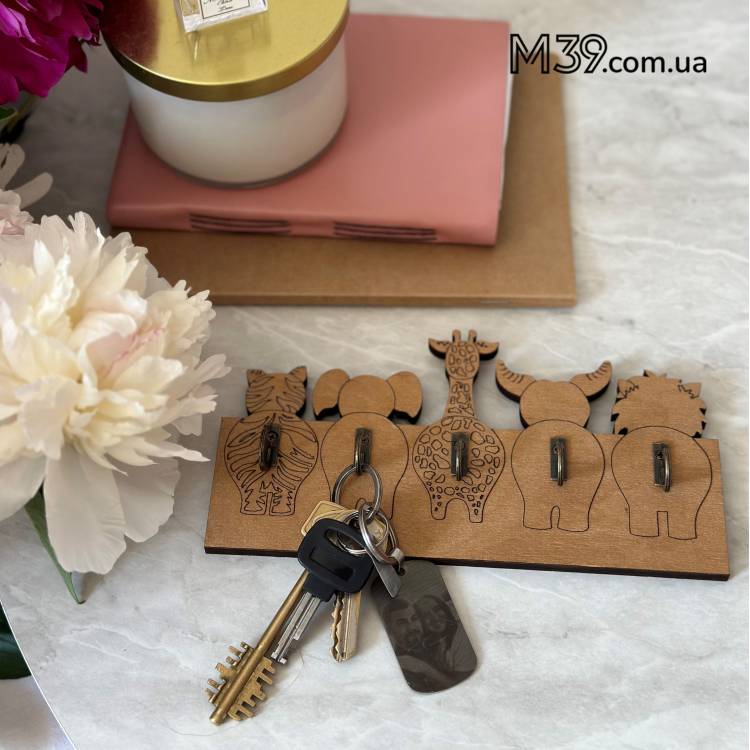 Декоративная Ключница Настенная из Дерева Акуна Хвостата, Сафари, Зоопарк