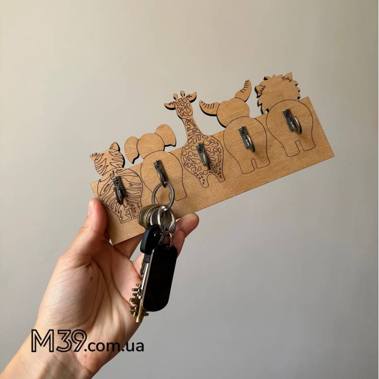 Декоративная Ключница Настенная из Дерева Акуна Хвостата, Сафари, Зоопарк