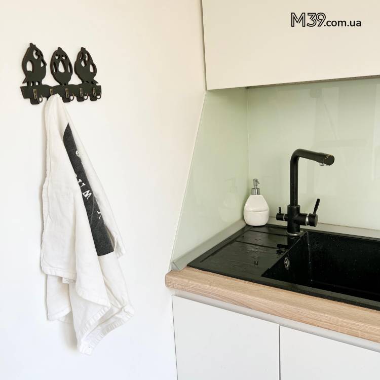 Ключница настенная для ключей из дерева для дома с 3 птичками