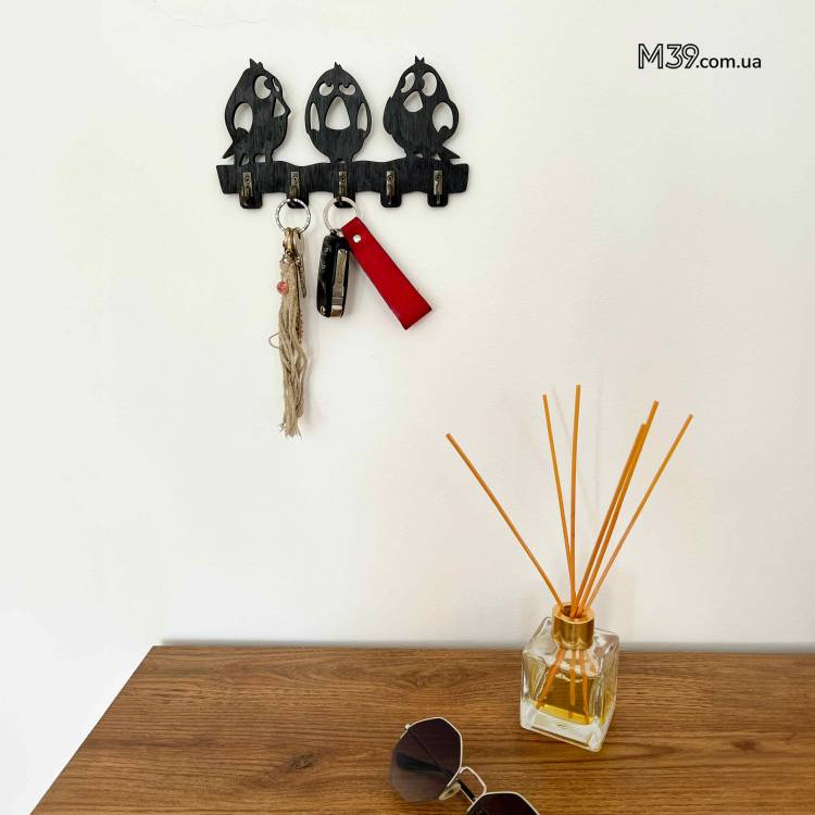 Ключница настенная для ключей из дерева для дома с 3 птичками