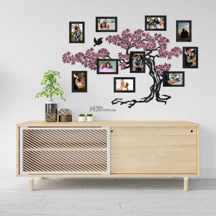 Декор в гостинную на стену - Семейное дерево "Сакура", композиция из фоторамок