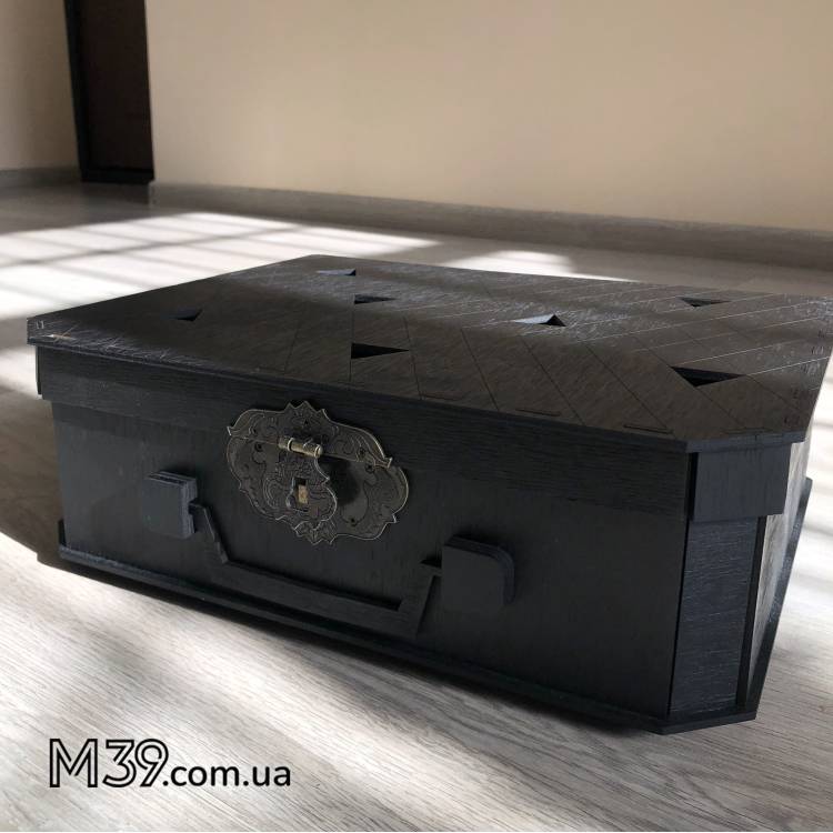Коробка Чорна Валізка з дерева
