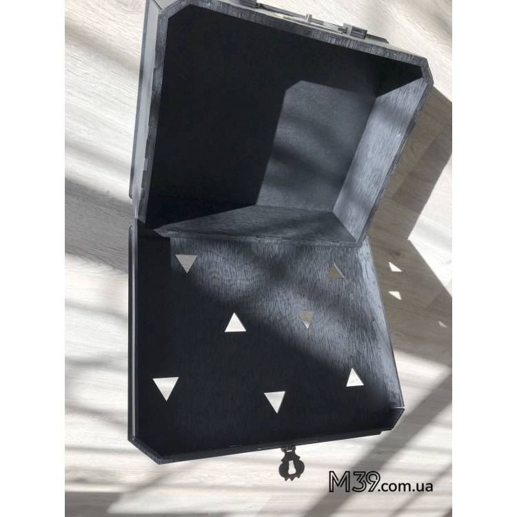 Коробка Чорна Валізка з дерева