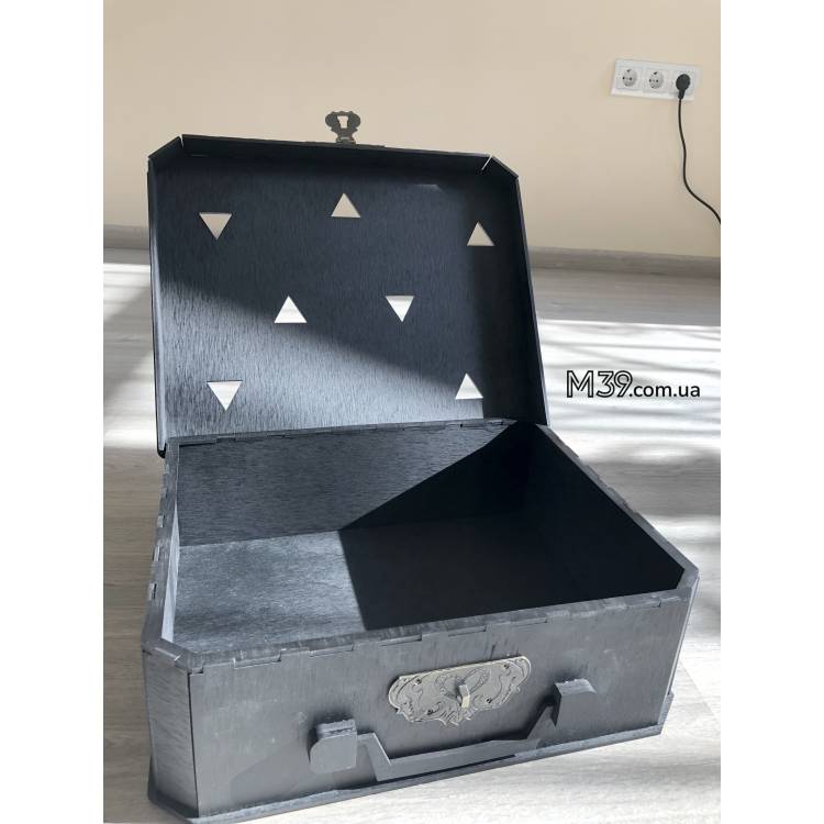 Коробка Чорна Валізка з дерева