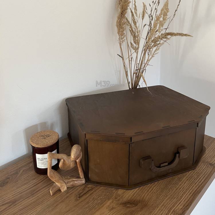 Коробка чемоданчик дерев