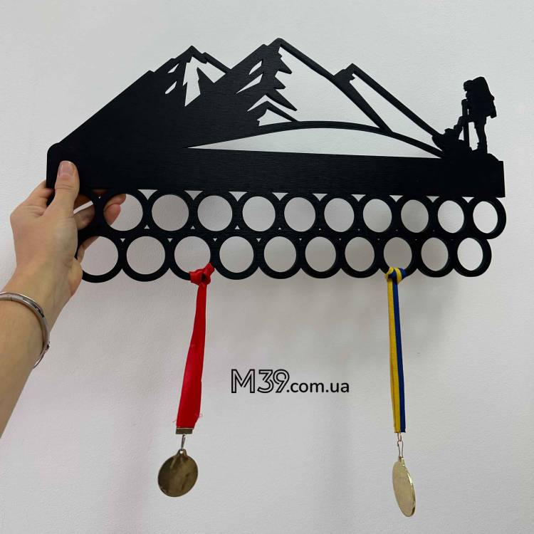 Медальниця з Дерева Спортивний Туризм