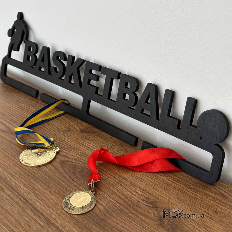 Медальница из дерева баскетбол