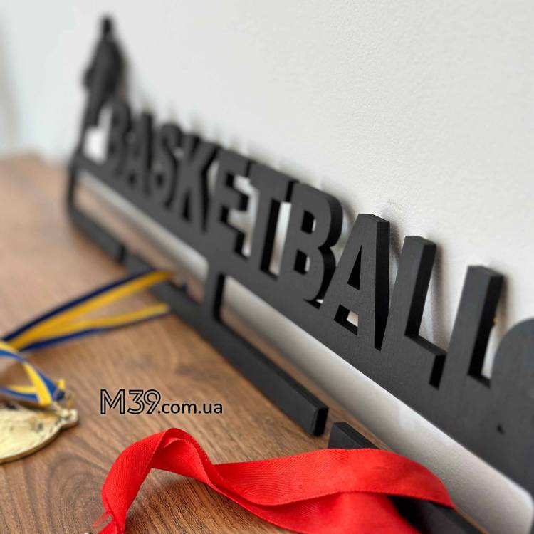 Медальница из дерева баскетбол