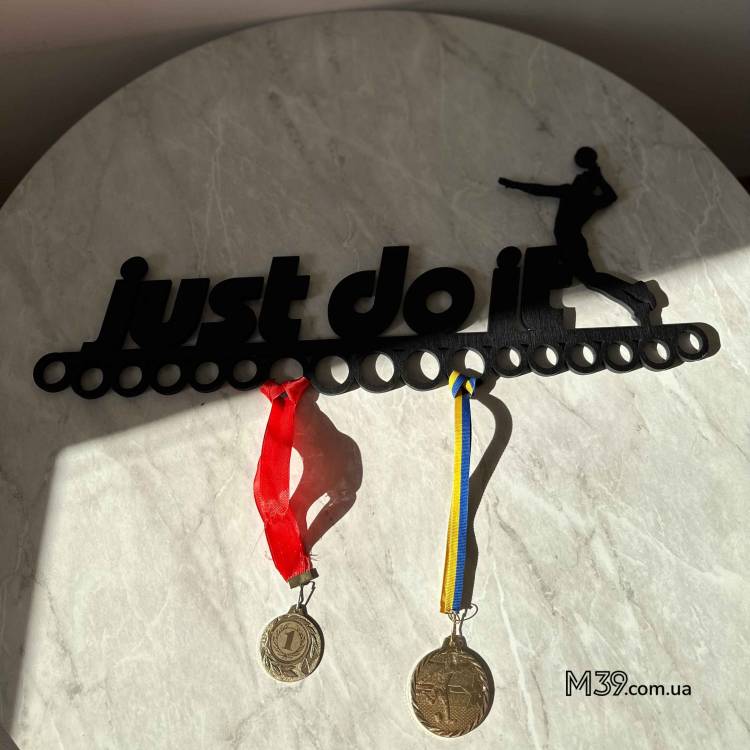 Медальница из дерева волейбол Just do it