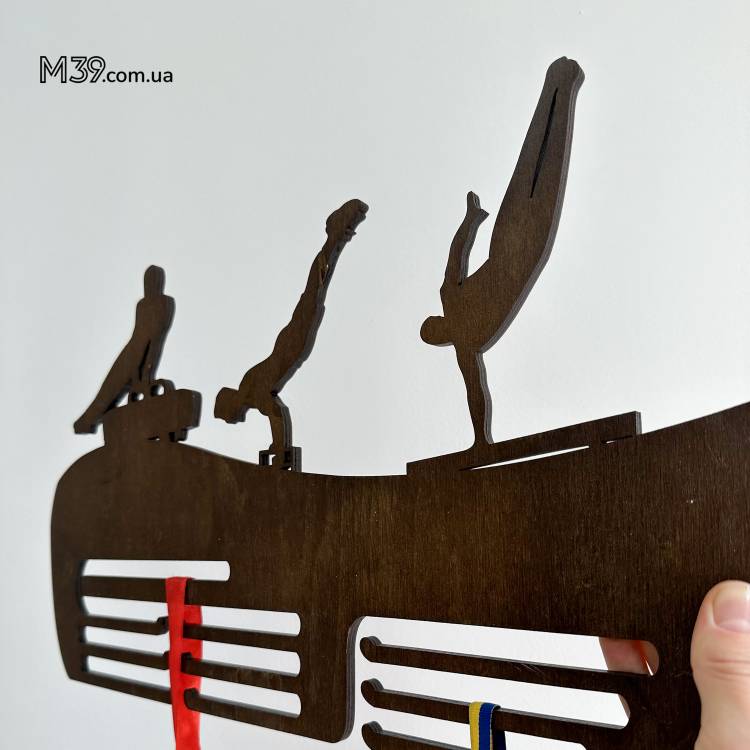 Медальница из дерева легкая атлетика