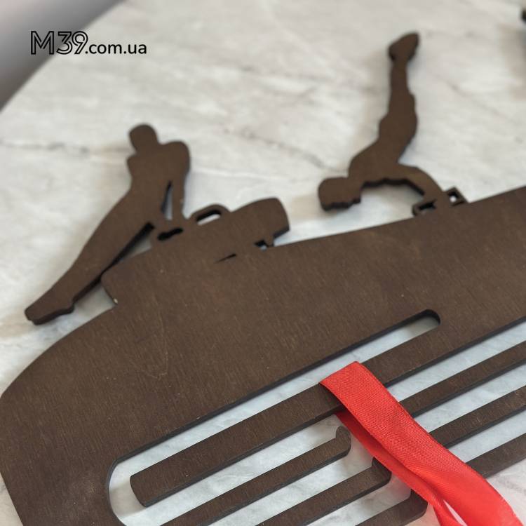 Медальница из дерева легкая атлетика