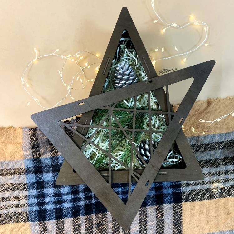 Коробка Трикутна Новорічна Подарункова Геометрична