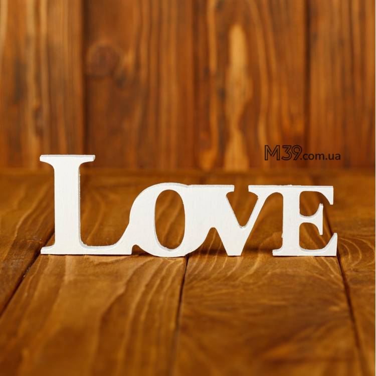 Слова для фотосесій і декору із Дерева