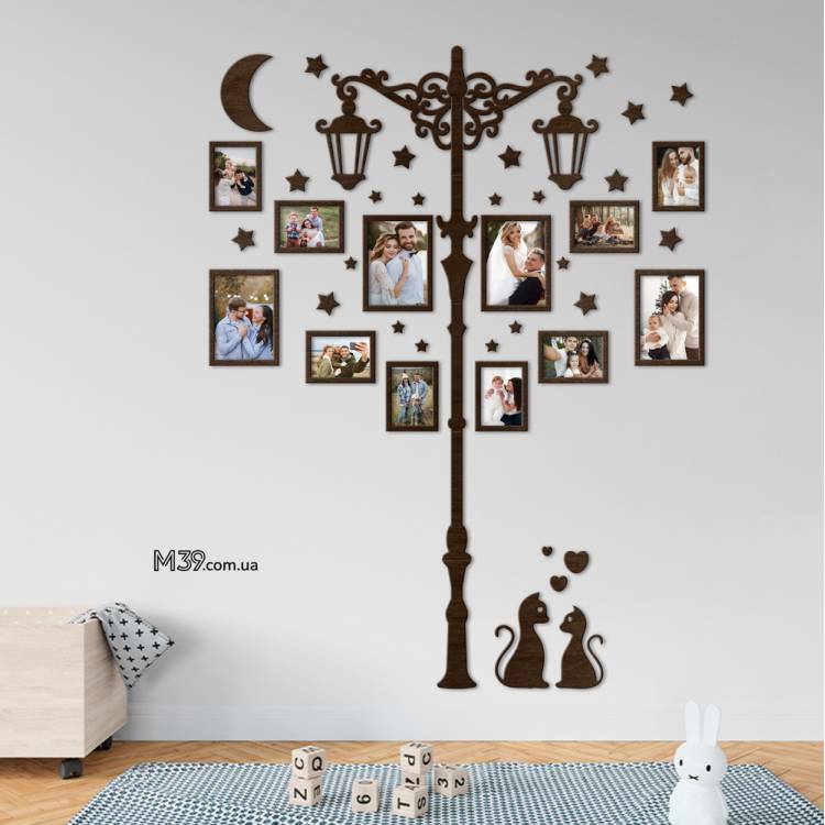 Композиция из фоторамок "Фонарь Вечерний" с влюбленными котиками, декоративное панно m39.com.ua Композиция из фоторамок "Фонарь Вечерний" с влюбленными котиками, декоративное панно