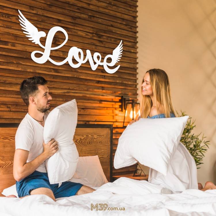 Романтичний декор - Напис з Дерева "Love", Весільний декор