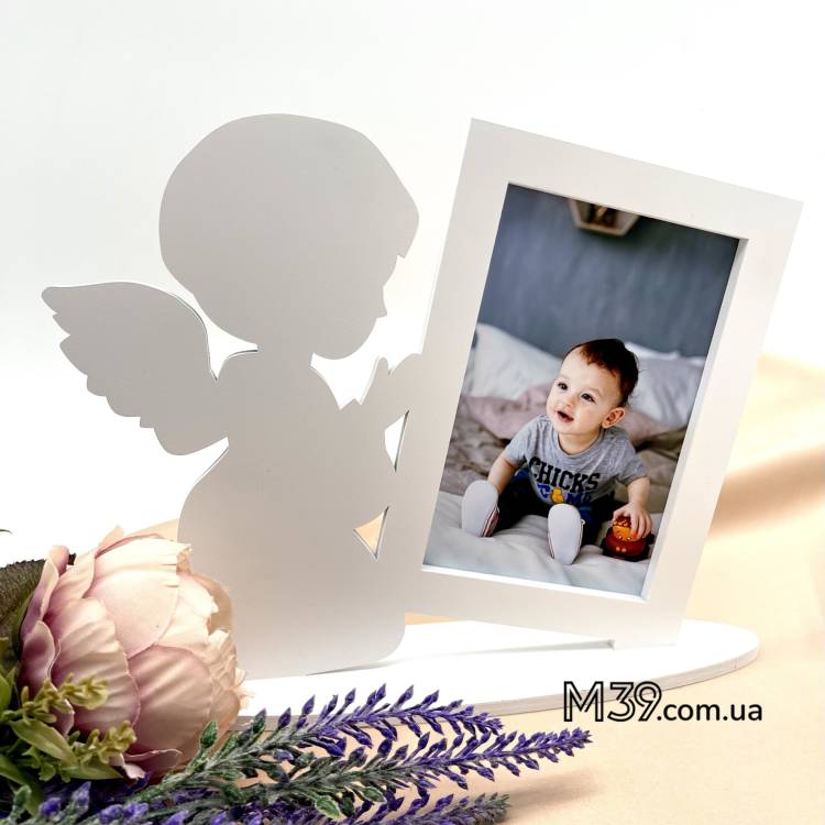 Фоторамка Ангелочек Мальчик, который молится