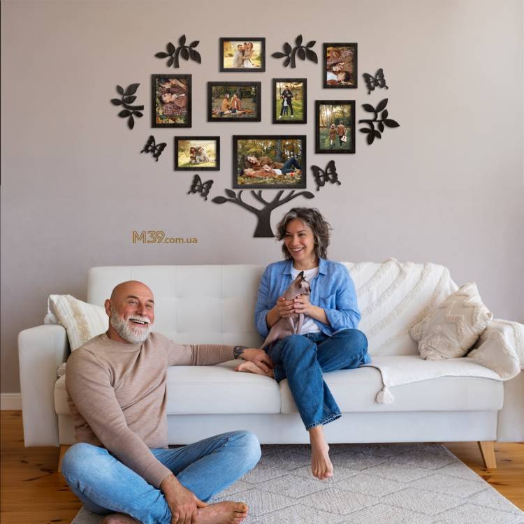 Подарунок на Пасху Татові - Сімейне Дерево з Метеликами, композиція з фоторамок