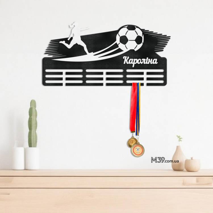 Медальница из дерева Футбол с Девушкой