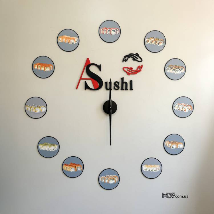 Часы в Кафе с Логотипом Заведения Настенные из Дерева с Цветной Печатью