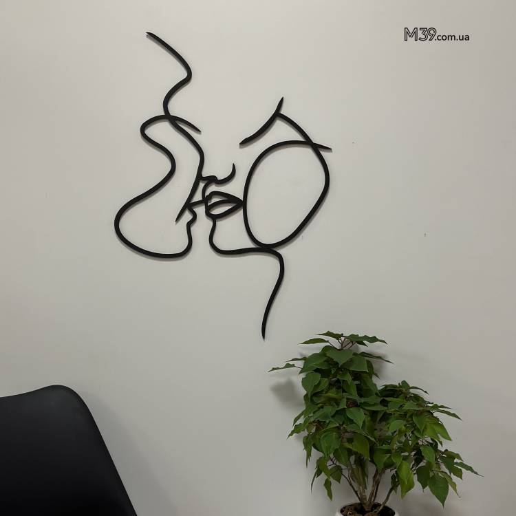 Декоративне романтичне панно картина на стіну Поцілунок