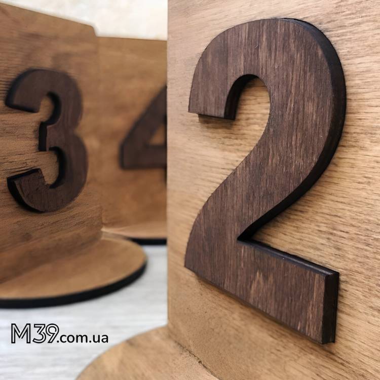 Номерки на Стіл з Дерева (Весільні)