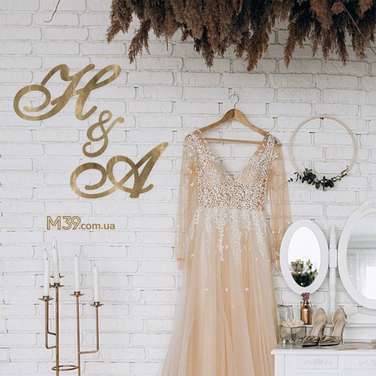 Инициалы молодожёнов для президиума