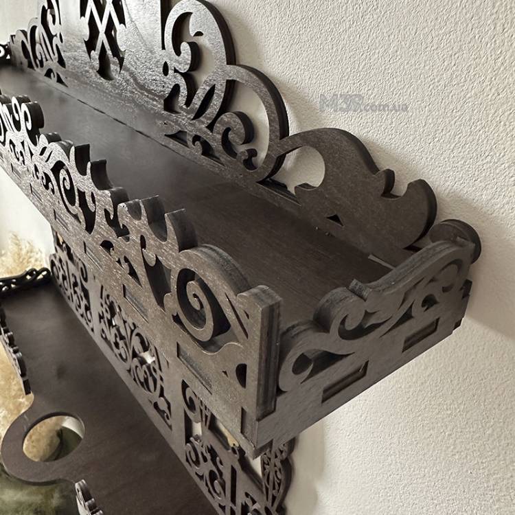 Поличка для ікон настінна. Іконостас домашній з підсвічником 