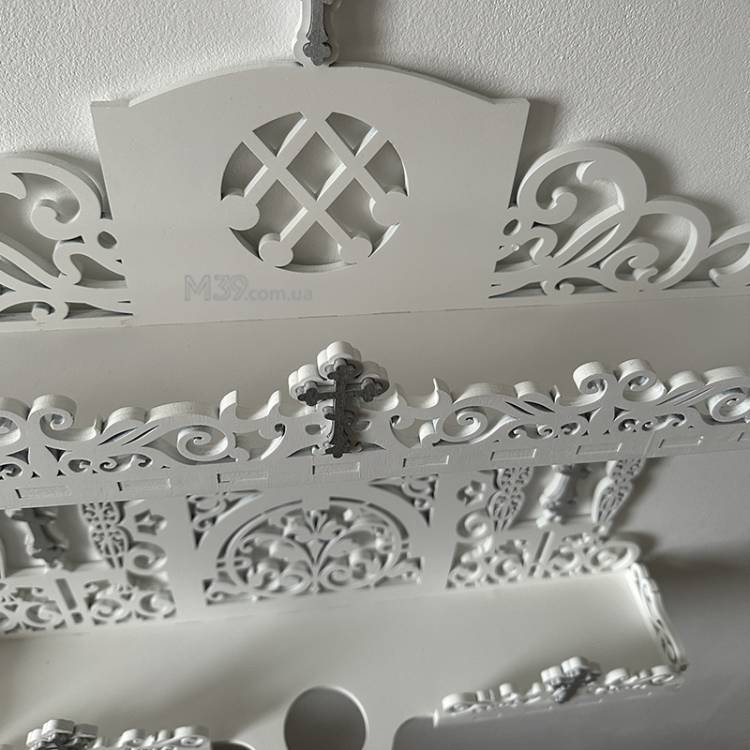 Поличка для ікон настінна. Іконостас домашній з підсвічником 