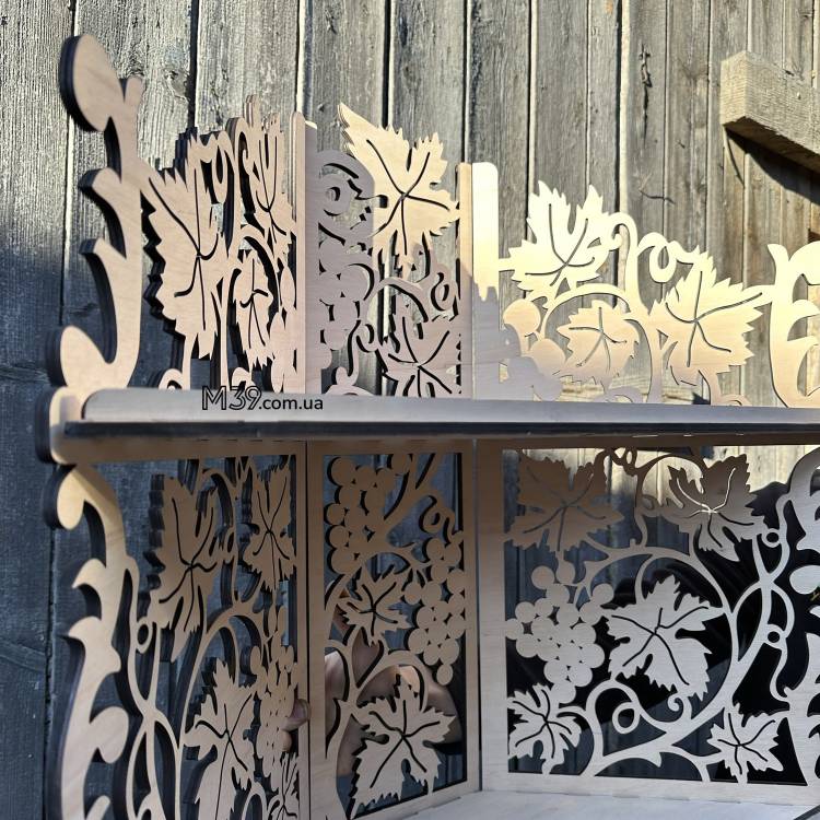 Поличка для ікон. Іконостас домашній кутовий з виноградом і лампадкою