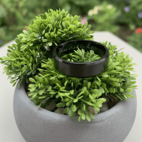 Кольцо с гравировкой на внутренней стороне - Таинственный подарок любимой