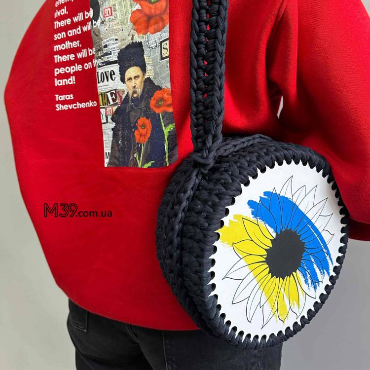 Кругле Денце з Малюнком для Сумочки або Кошика "Дівчина з прапором"