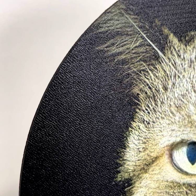 Декор для дома с фото — фотокуб на деревянной подставке