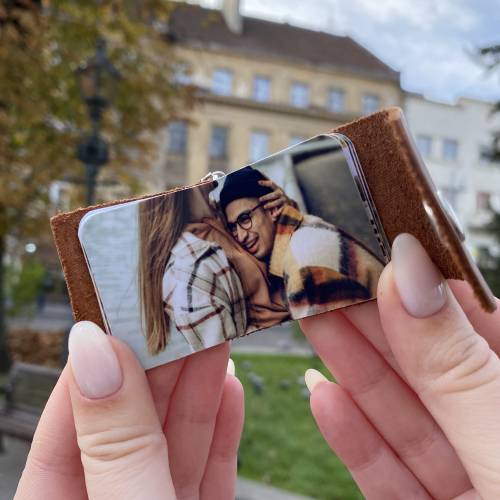 Шкіряний брелок-фотоальбом з вашими фотографіями (10–14 фото) m39.com.ua Шкіряний брелок-фотоальбом з вашими фотографіями (10–14 фото)