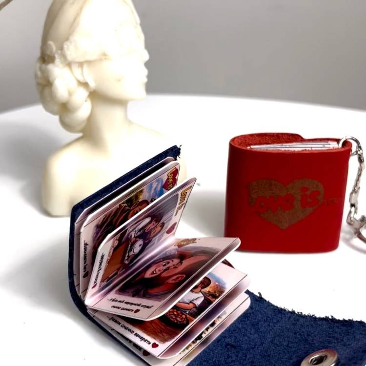 Персонализированный кожаный брелок с гравировкой с вашими фотографиями (10–14 фото), фото-брелок