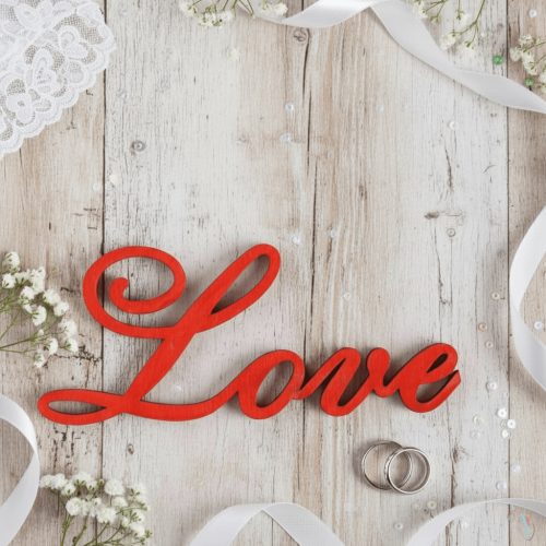 Свадебная надпись Love Нежная из Дерева
