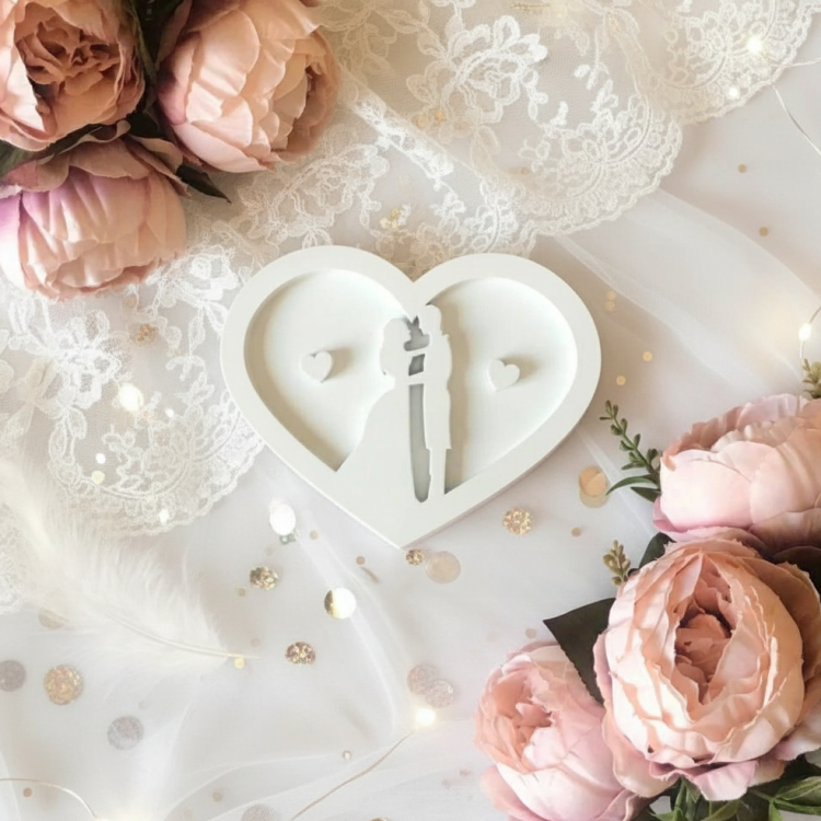 Шкатулка для кілець, підставка під кільця «Молодята» з Дерева