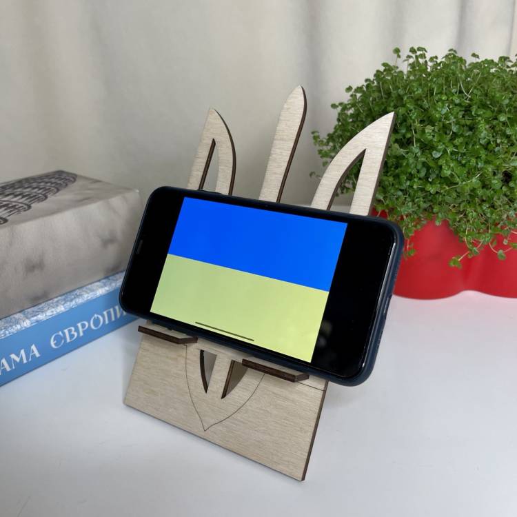 Підставка для телефону з дерева Герб України, тримач для телефону на стіл, настільна підставка під телефон