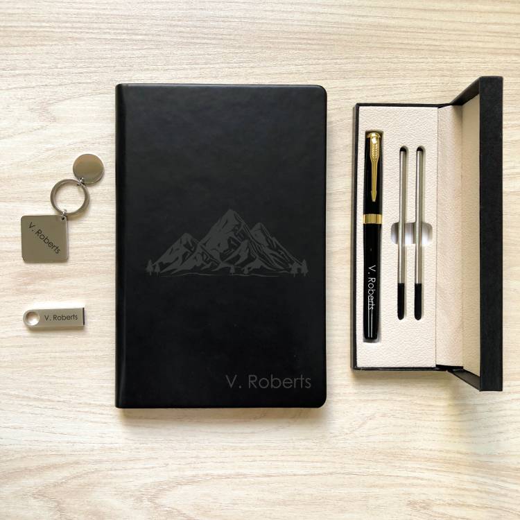 Подарунковий набір для чоловіка з гравіюванням (блокнот, ручка, флешка, брелок)