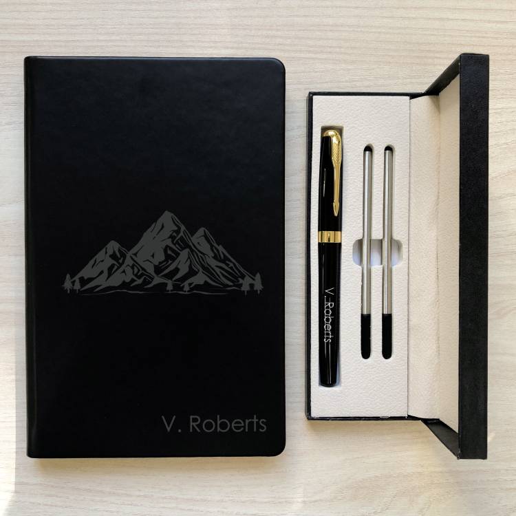 Подарунковий набір для чоловіка з гравіюванням (блокнот, ручка, флешка, брелок)