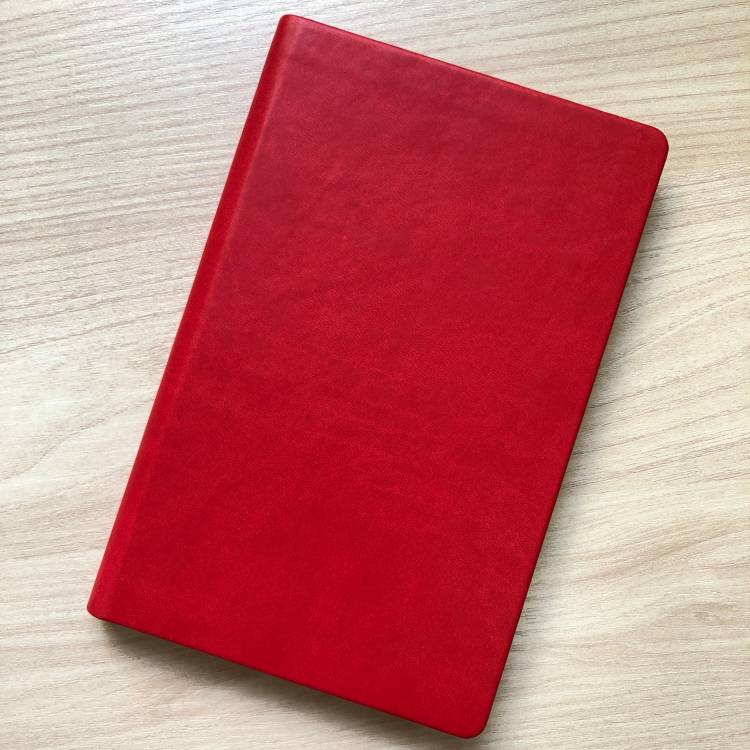 Іменний блокнот із гравіюванням — персоналізований подарунок для колеги чи подруги