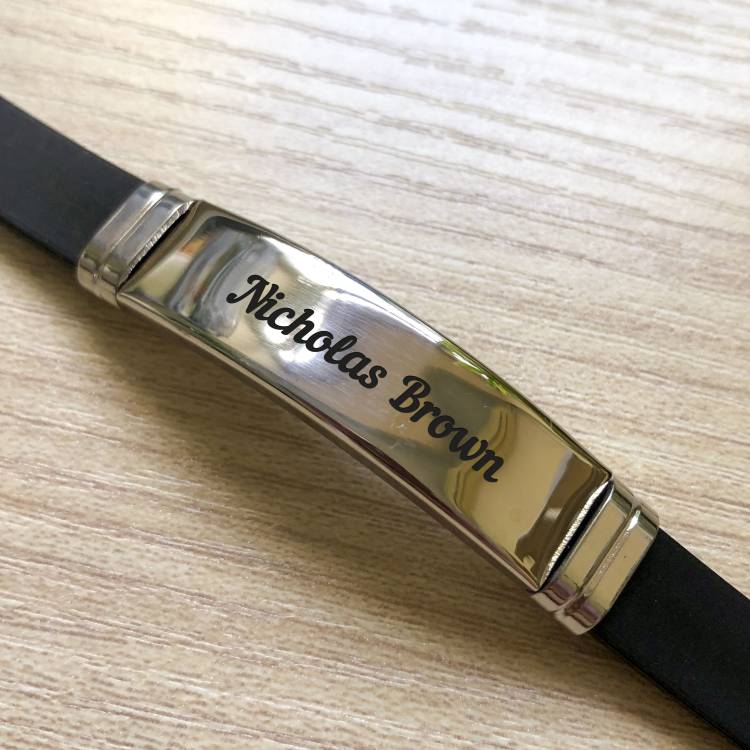 Подарунковий комплект для чоловіка з персоналізацією — блокнот, ручка, браслет, ремінь