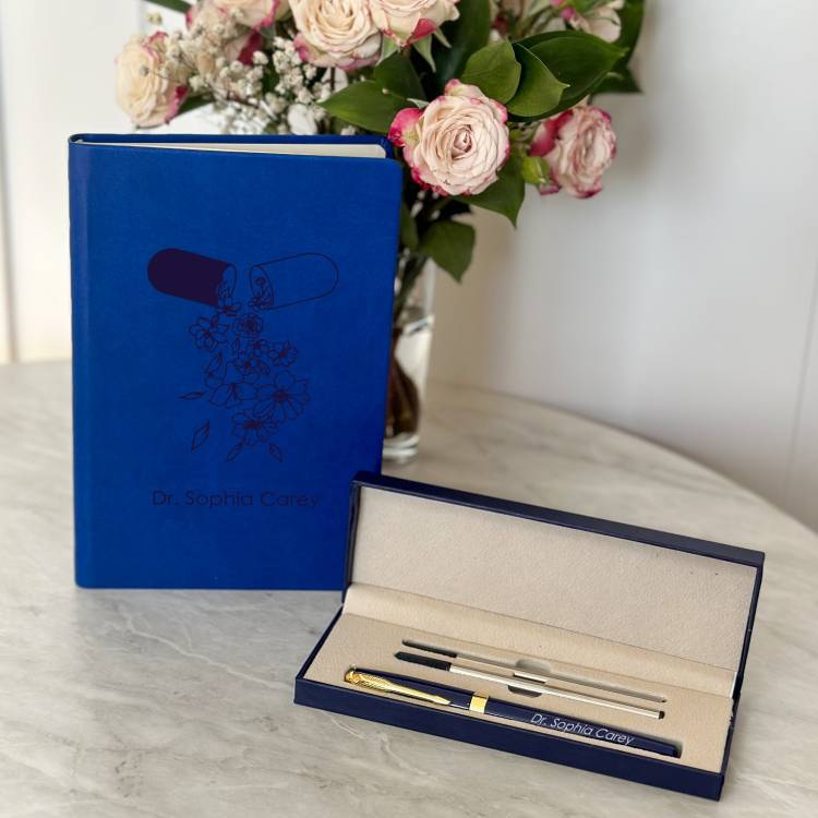 Ідеальний подарунок для лікаря-жінки — набір з аксесуарів і гравіюванням